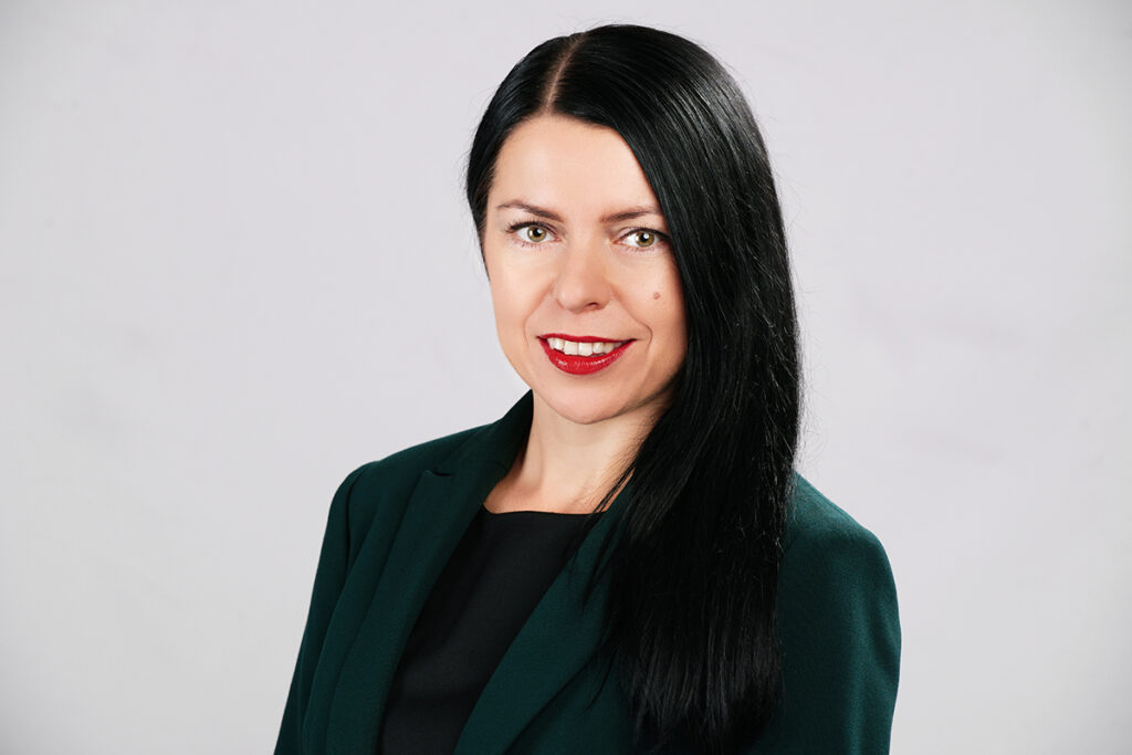 Kobieca sesja portretowa 4 portret biznesowy kobiecy